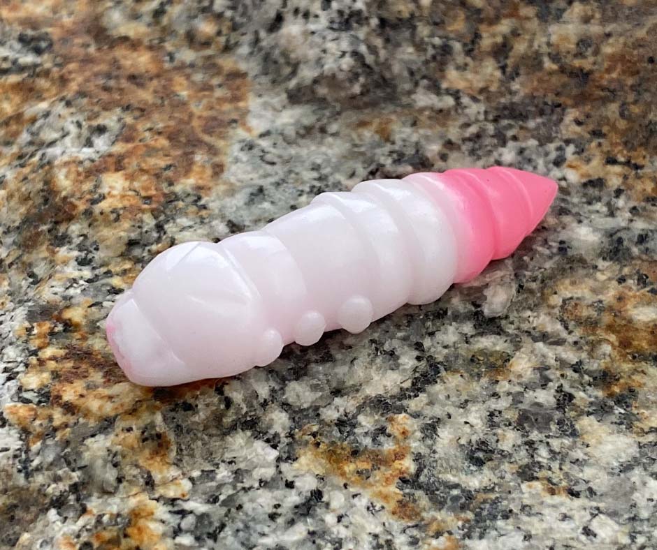 Obrázok produktu FISHUP Pupa 1,5″ White/Bubble Gum – 8ks/bal