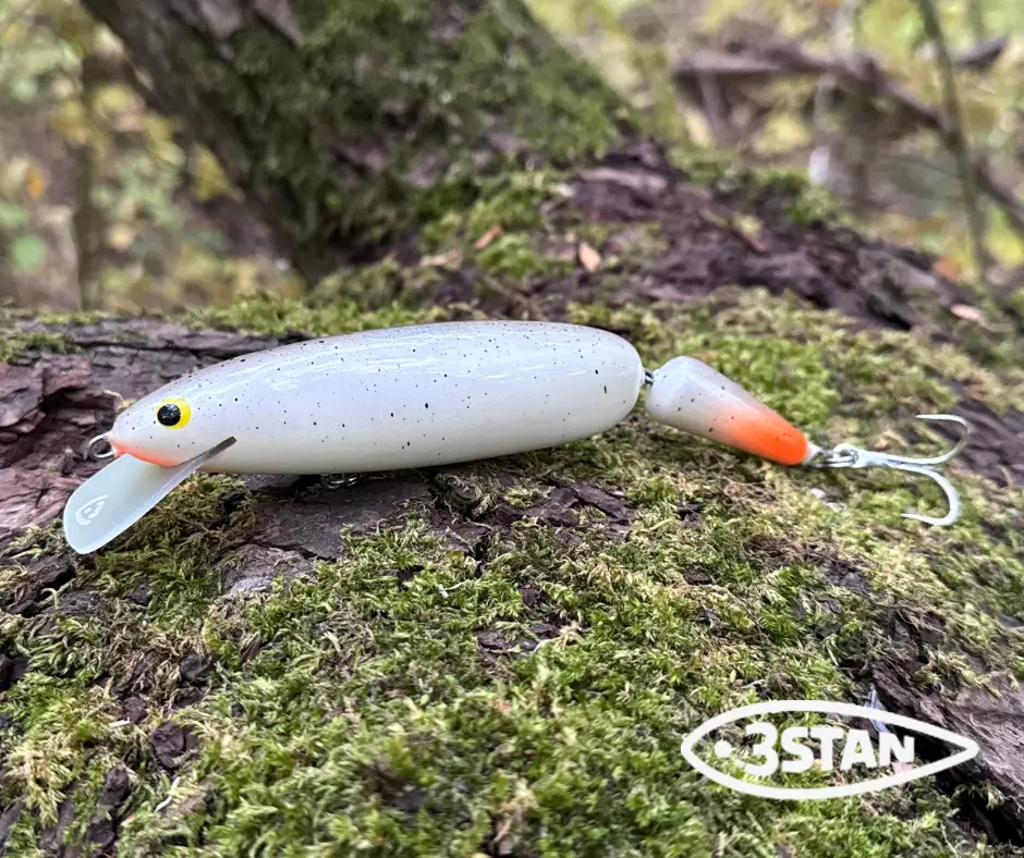 Obrázok produktu Wobler 3STAN Fatty 160 Jointed plávajúci – Fire Tail Freckled Albino